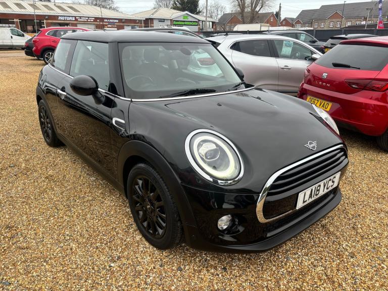 2018 Mini Hatch 1.5 Cooper Hatchback 3dr Petrol Steptronic Euro 6 (s/s) (136 ps)
