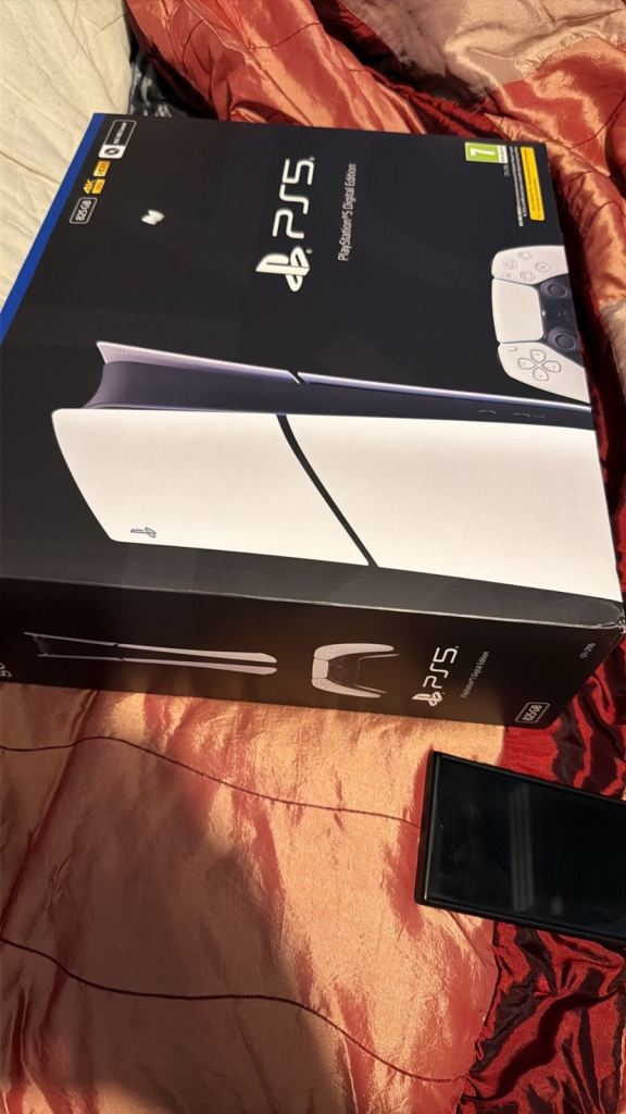 PlayStation 5 digital (825GB)