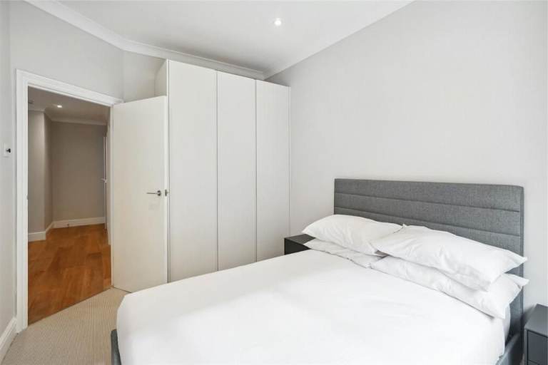 Canning Town Double Room – Fully Furnished – All Bills Included Only £860 PCM! 