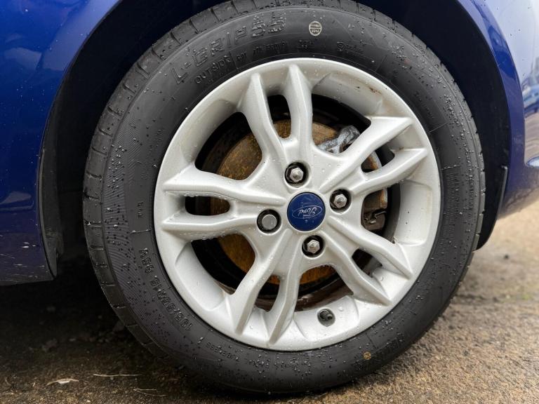 2016 Ford Fiesta 1.0 EcoBoost Zetec 5dr HATCHBACK PETROL Manual