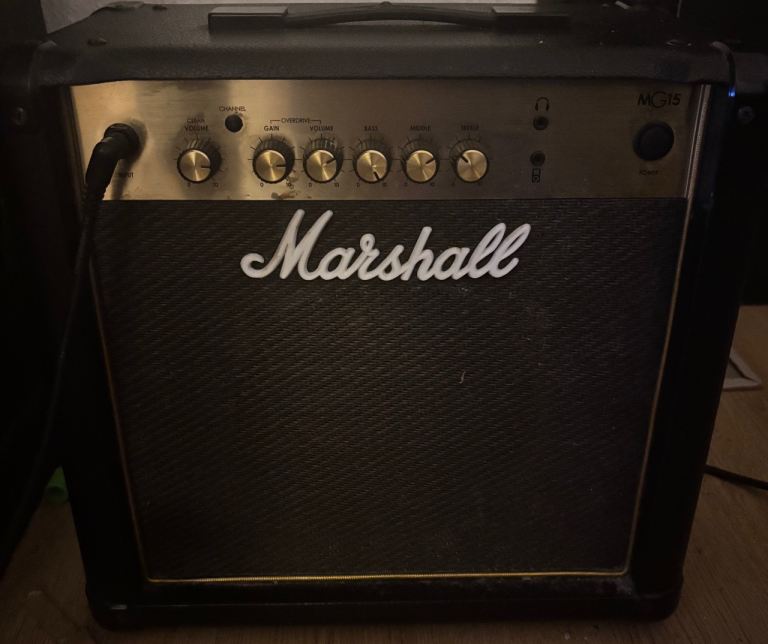 Marshall MG15 Guitar Amplifier – Good Condition
