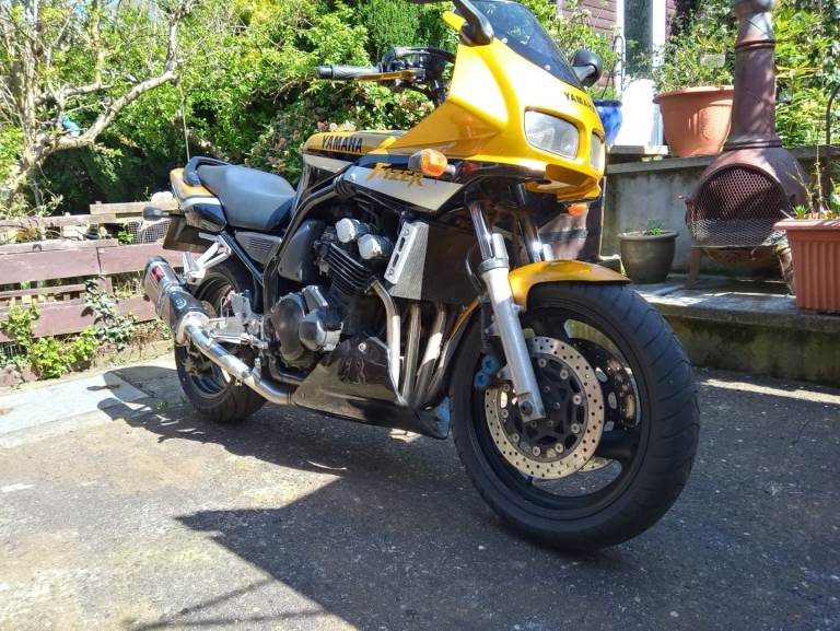 Yamaha, FZS, 2001, 599 (cc)