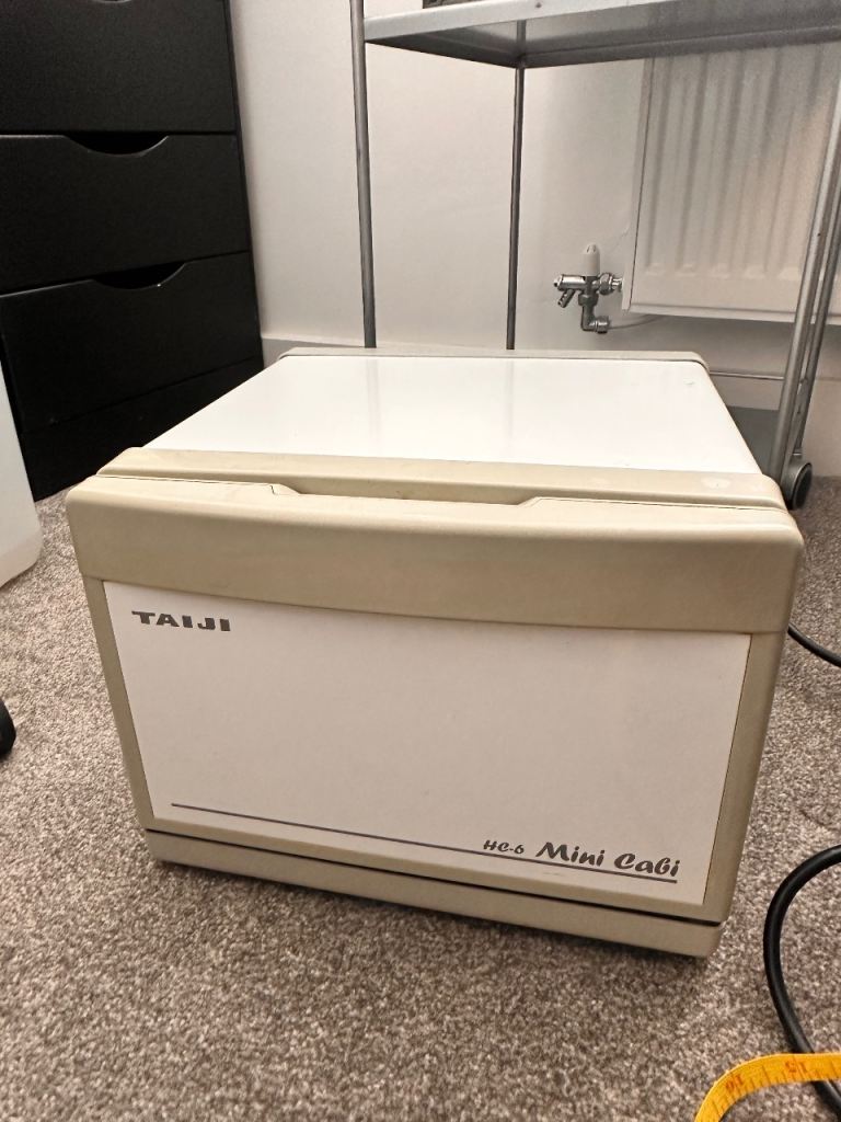 TAIJI HC-6 Mini Cabi Towel Warmer - Fair Condition