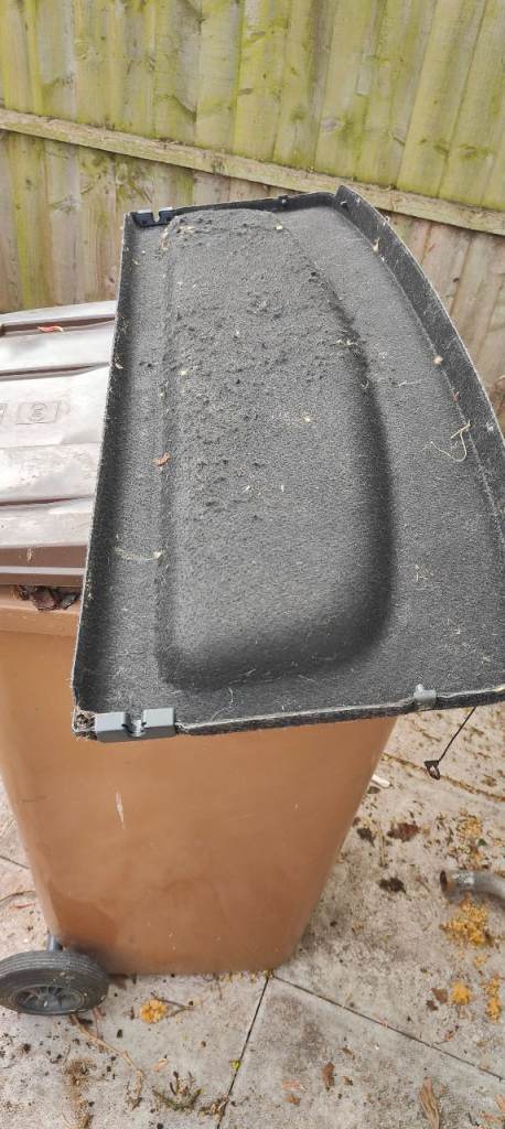 2009 corsa d life 1.2  5 door parcel shelf