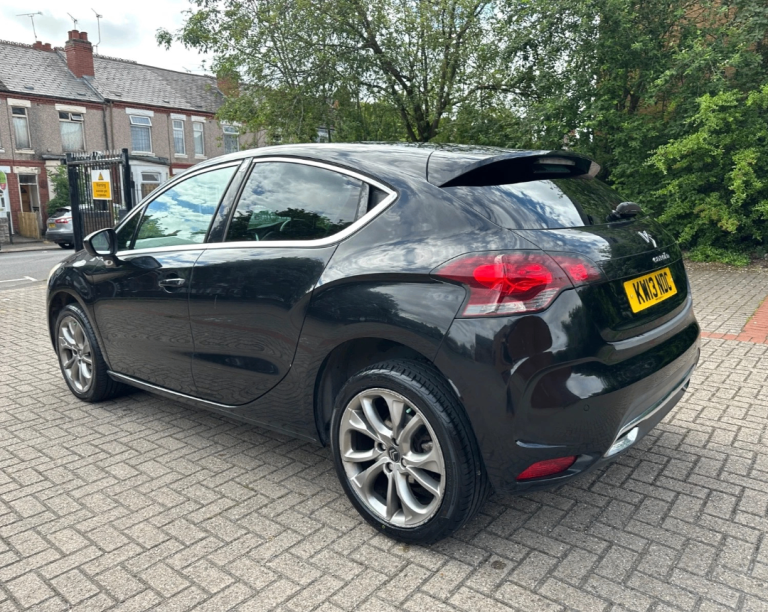 * 59,000 MILES * 2013 CITROEN DS4 1.6 HDi DSTYLE 5 DOOR HATCHBACK 6 SPEED MANUAL DIESEL 115 BHP *