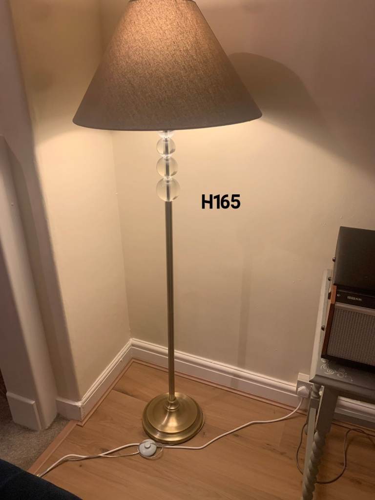 floor lamp