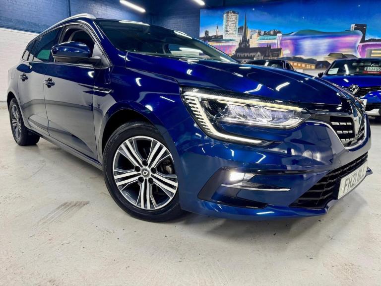 RENAULT MEGANE 1.3 TCe Iconic Sport Tourer EDC Euro 6 (s/s) 5dr 2021