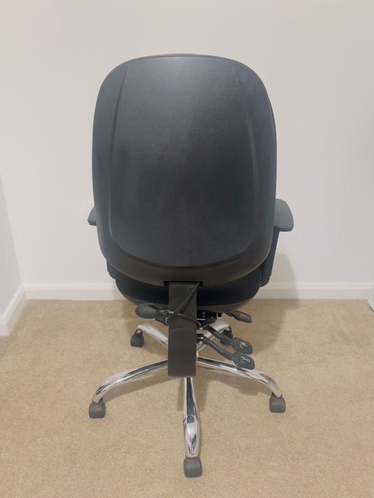 Managers Chair High-Back Black