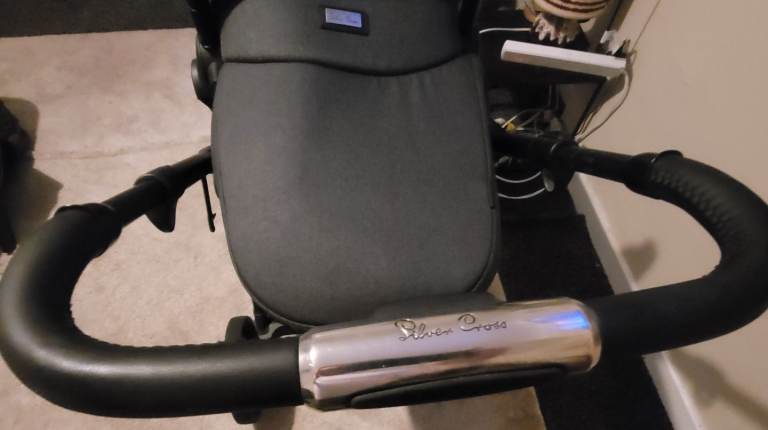 Lovely sturdy Silver Cross coast pram