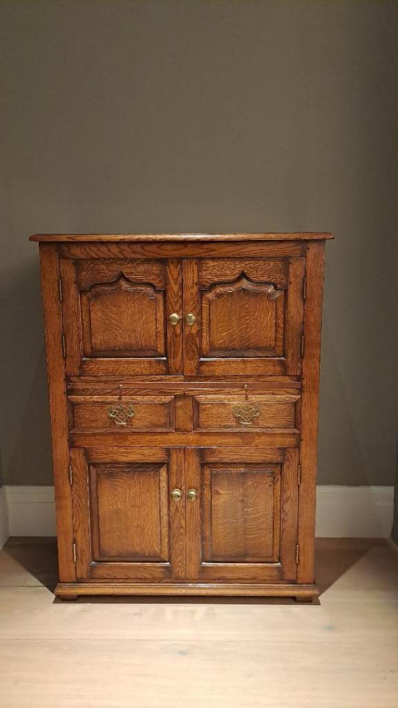 Solid Oak Wood Cocktail Cabinet - Brown, Good Condition