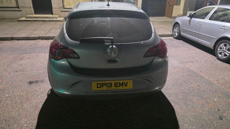Vauxhall, ASTRA, Hatchback, 2013, Manual, 1686 (cc), 5 doors