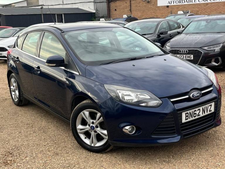 2012 Ford Focus 1.6 Zetec Powershift Euro 5 5dr Hatchback Petrol Automatic