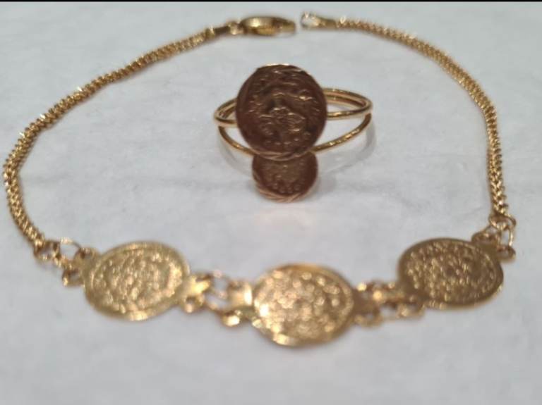 21ct yellow gold bracelet and ring ask for price 