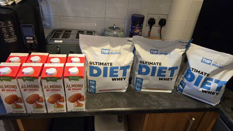 Weight loss protain 3 bags plus extra's's 