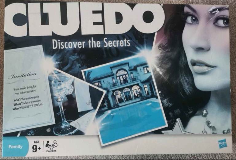 Vintage 2008 Hasbro Cluedo: Discover the Secrets! 