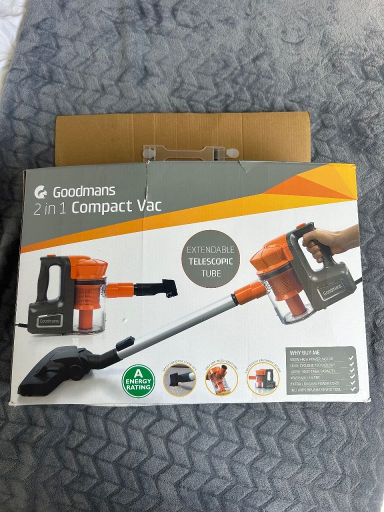 Compact vacuum cleaner 