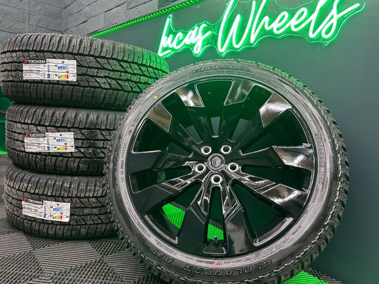 22” Urban WX-1 Black Sawblade Alloy Wheels - Land Rover Defender 90 / 110 L663 & NEW Yokohama AT’s!