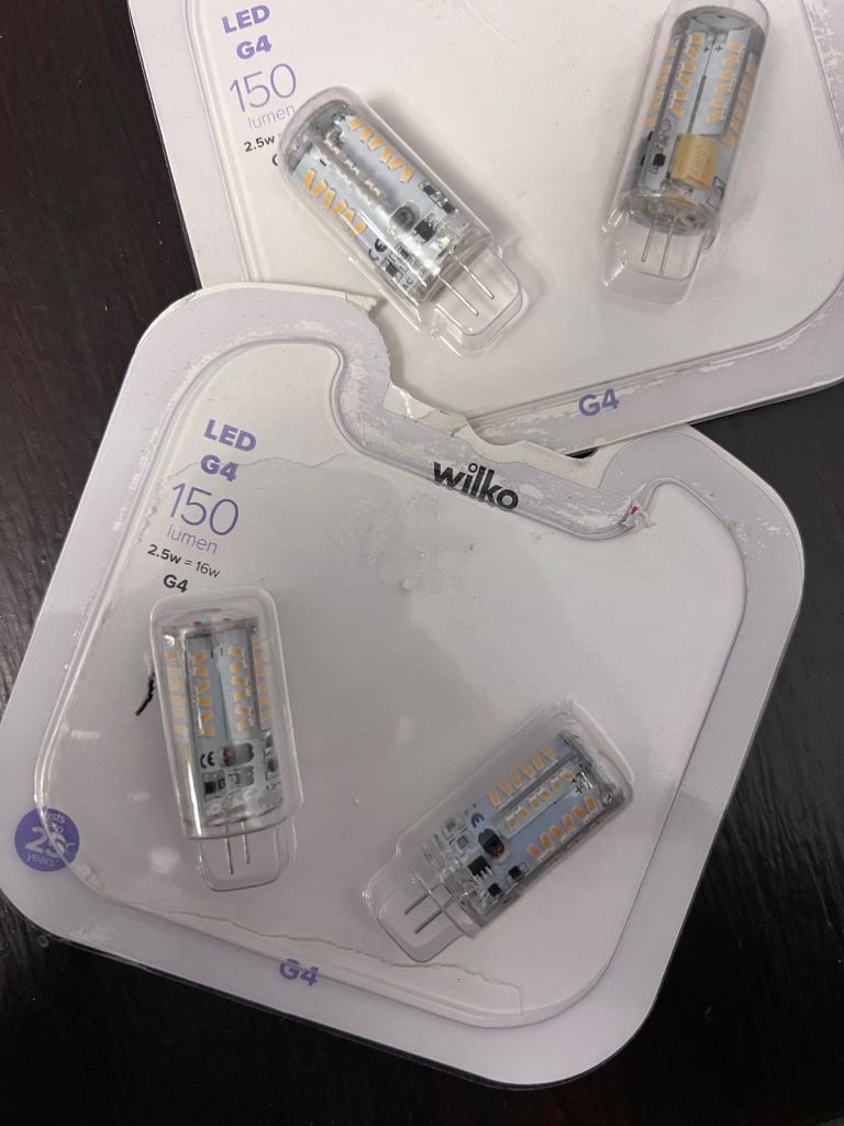 G4 LED bulbs