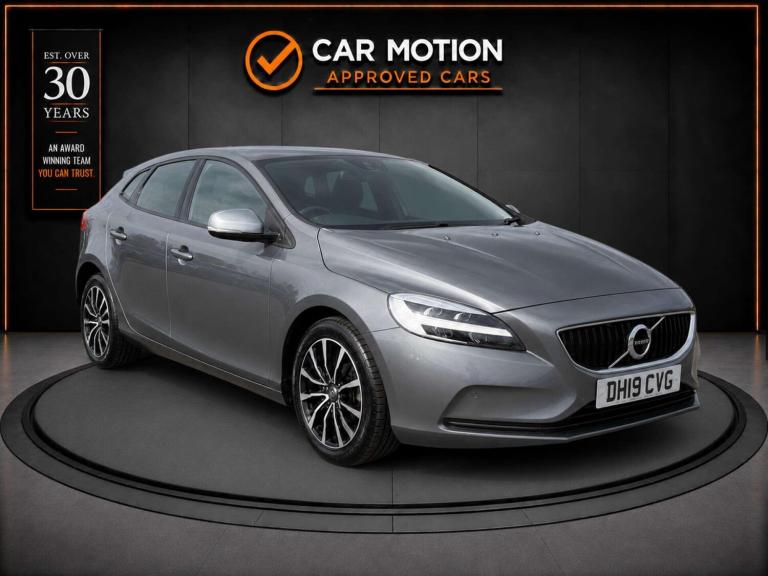 2019 Volvo V40 2.0 V40 Momentum Edition D2 5dr HATCHBACK Diesel Manual