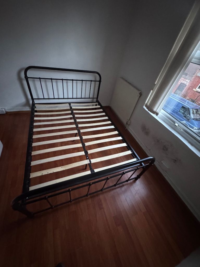 Double bed frame with mattress 