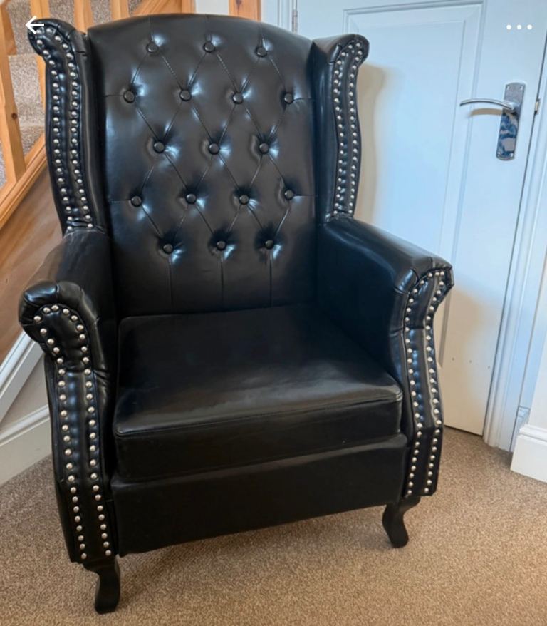 HOMCOM Black Faux Leather Wingback Accent Chair with Nailhead Trim