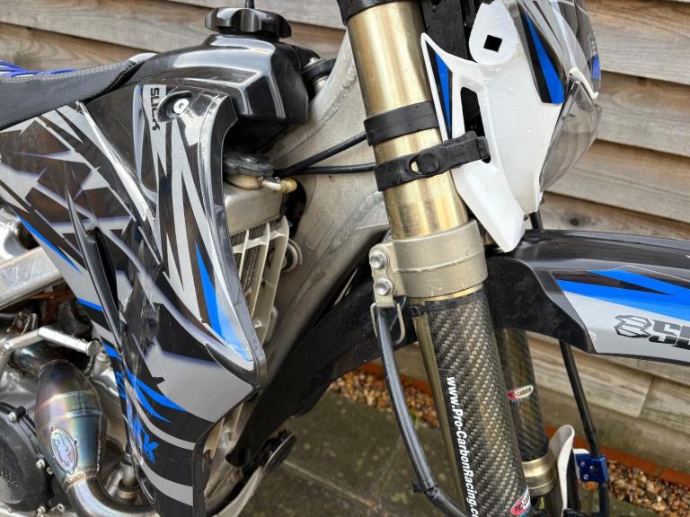 2008 / 08 Yamaha WR250F £2750 Blue 7595 miles.
