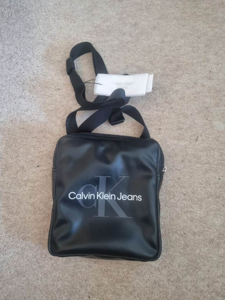 Calvin Klein Jeans Black Shoulder Bag - NEW WITH TAGS