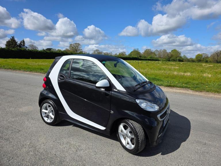 2013 smart fortwo Edition21 mhd 2dr Softouch Auto COUPE PETROL Automatic