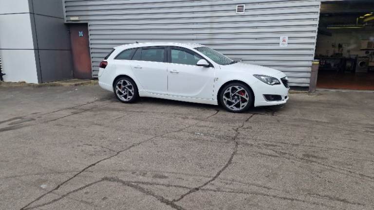 Vauxhall, INSIGNIA, Estate, 2015, Manual, 1956 (cc), 5 doors