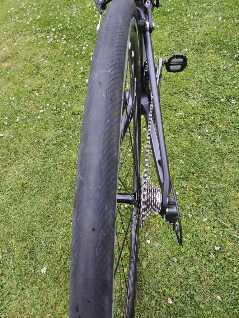 Boardman 8.9 Carbon frame cyle
