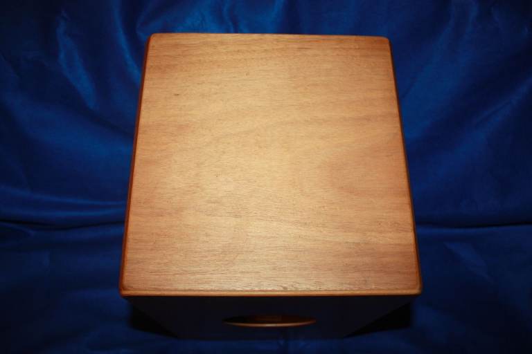 Schlagwerk Wooden Cajon La Peru ~ Made In Germany ~ Snares and Jingles ~ Case Included ~ £95 ono