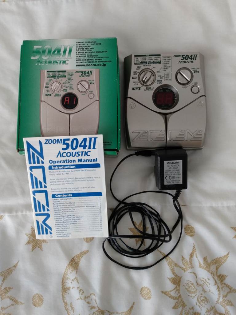 Zoom 504 ll acoustic guitar pedal for sale 