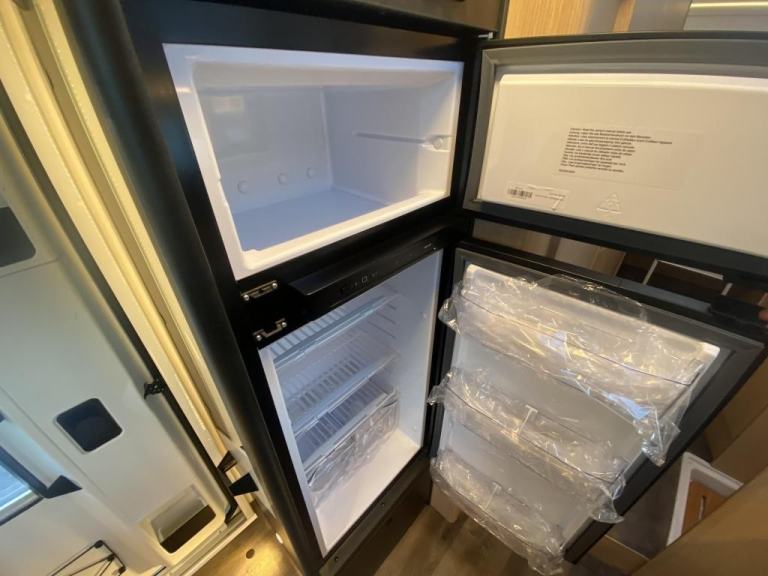 2025 SUNLIGHT T68 XX EDITION 4 BERTH MOTORHOME