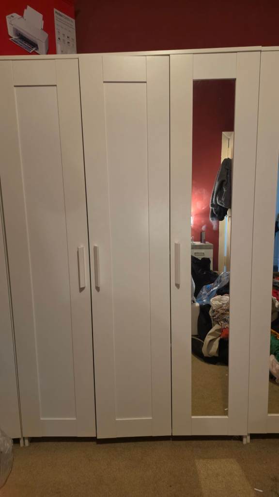 Ikea brimnes White Wardrobe with Mirror Door – Good Condition