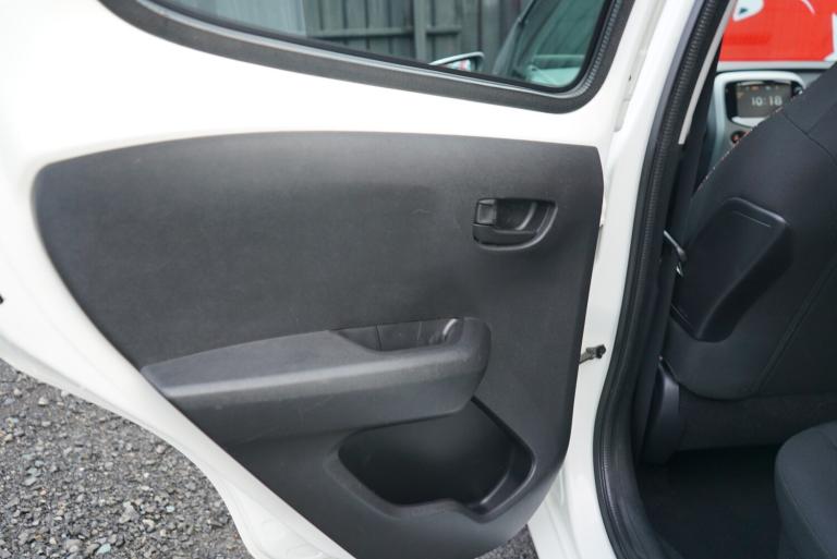 2015 Citroen C1 1.2 PureTech Feel Hatchback 5dr Petrol Manual Euro 6 (82 ps)