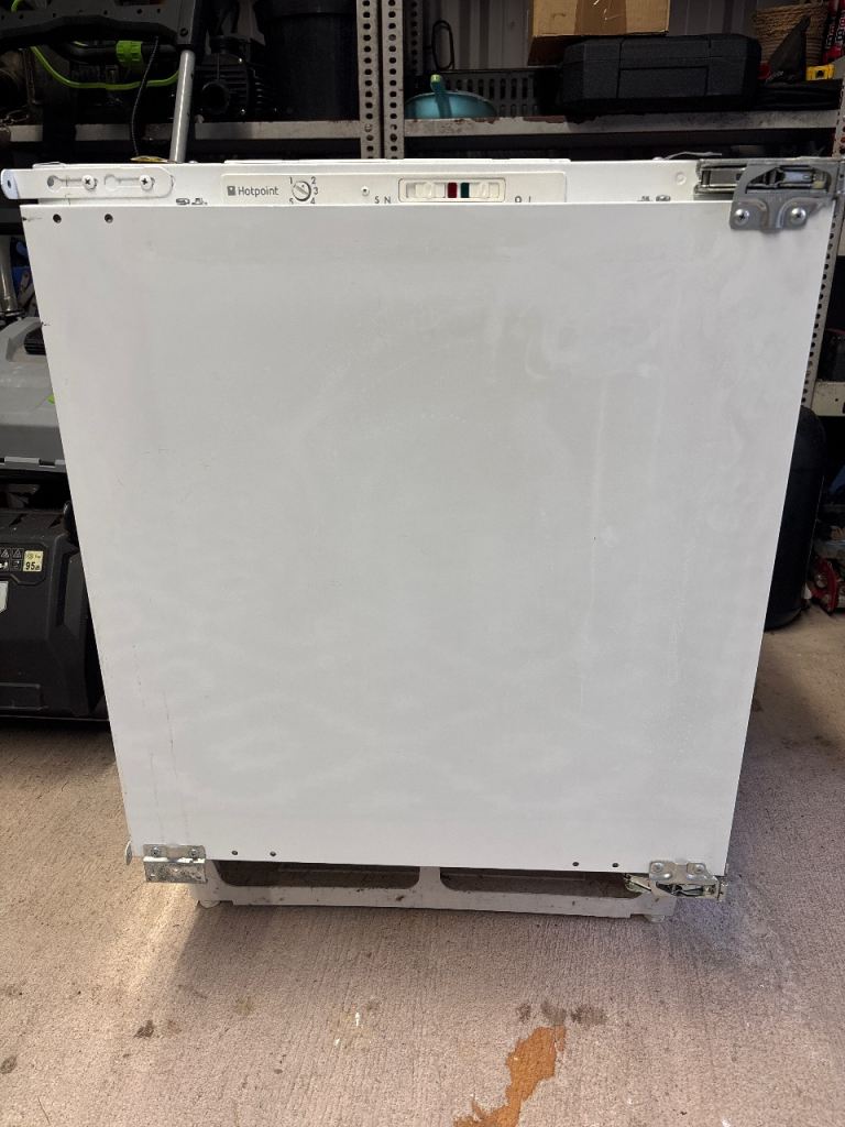 Hotpoint under counter integrated freezer– Good Condition