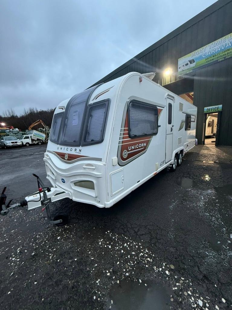2013 BAILEY UNICORN BARCELONA - 4 BERTH CARAVAN 