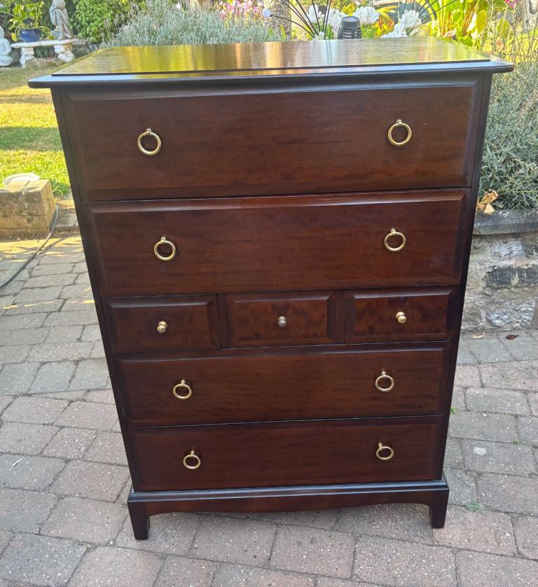 Stag Minstrel 7 drawer chest