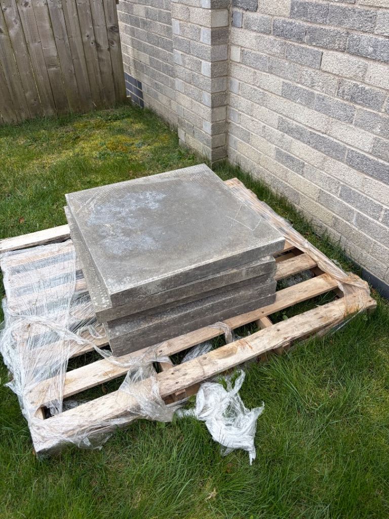5 Marshall concrete paving slabs