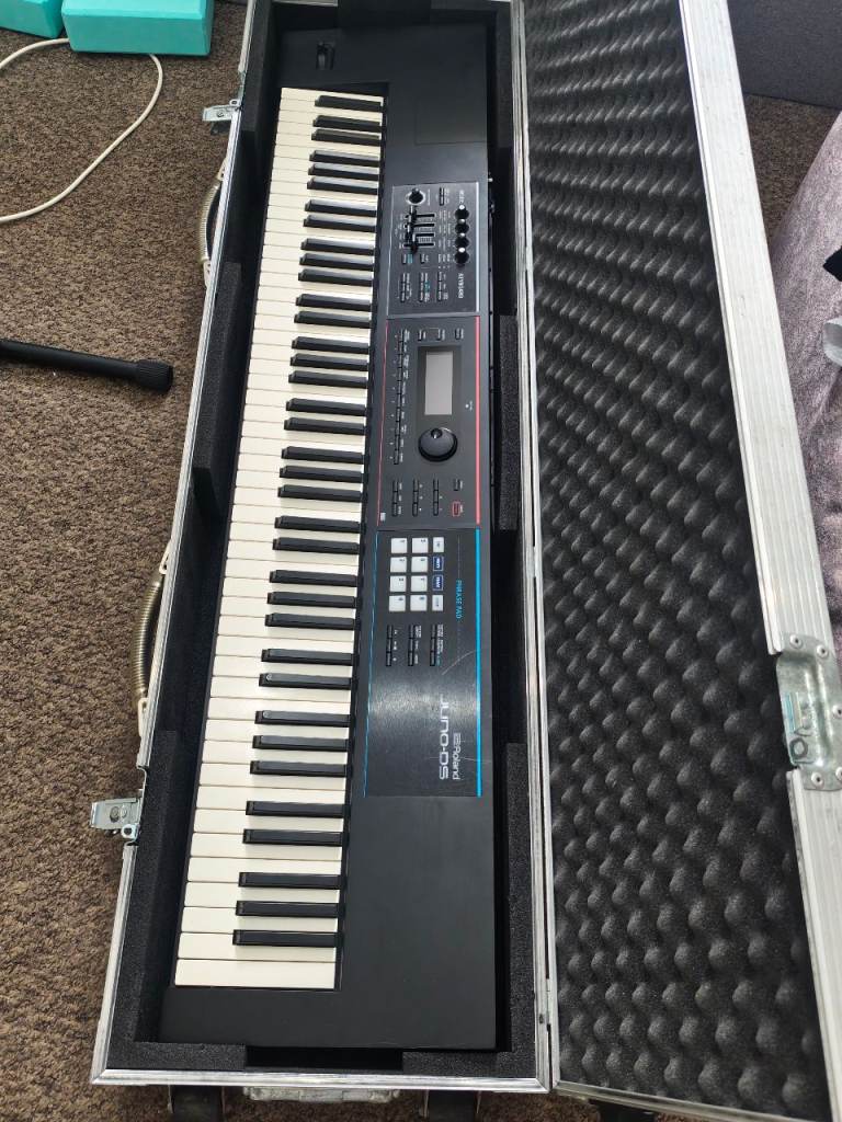 Roland Juno-DS 88