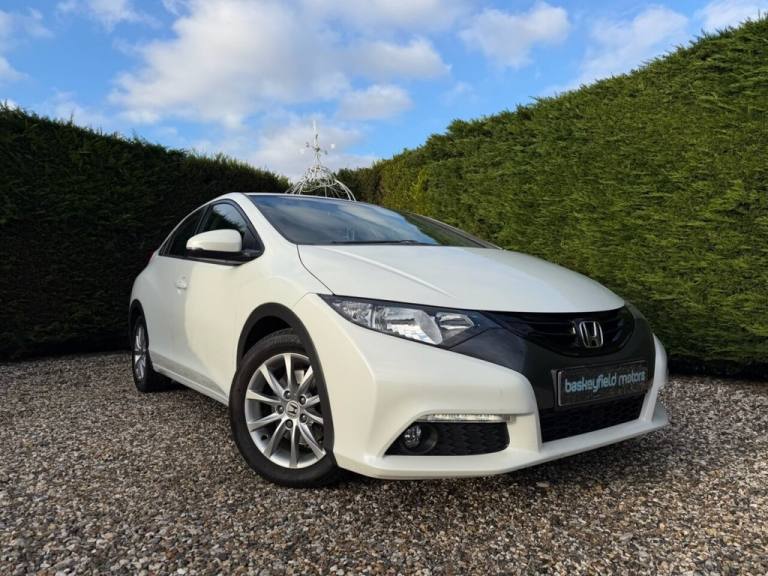 2012 Honda Civic 1.8 i-VTEC ES-T Hatchback 5dr Petrol Manual Euro 5 (s/s) (142 ps) Hatchback Petr...