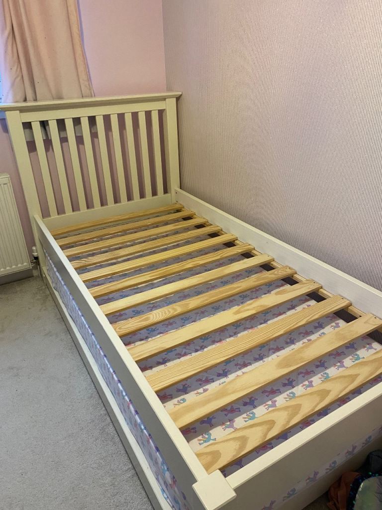 Trundle bed Julian Bowen 