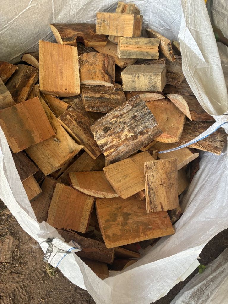 Builders bag of  off cuts of wood 
