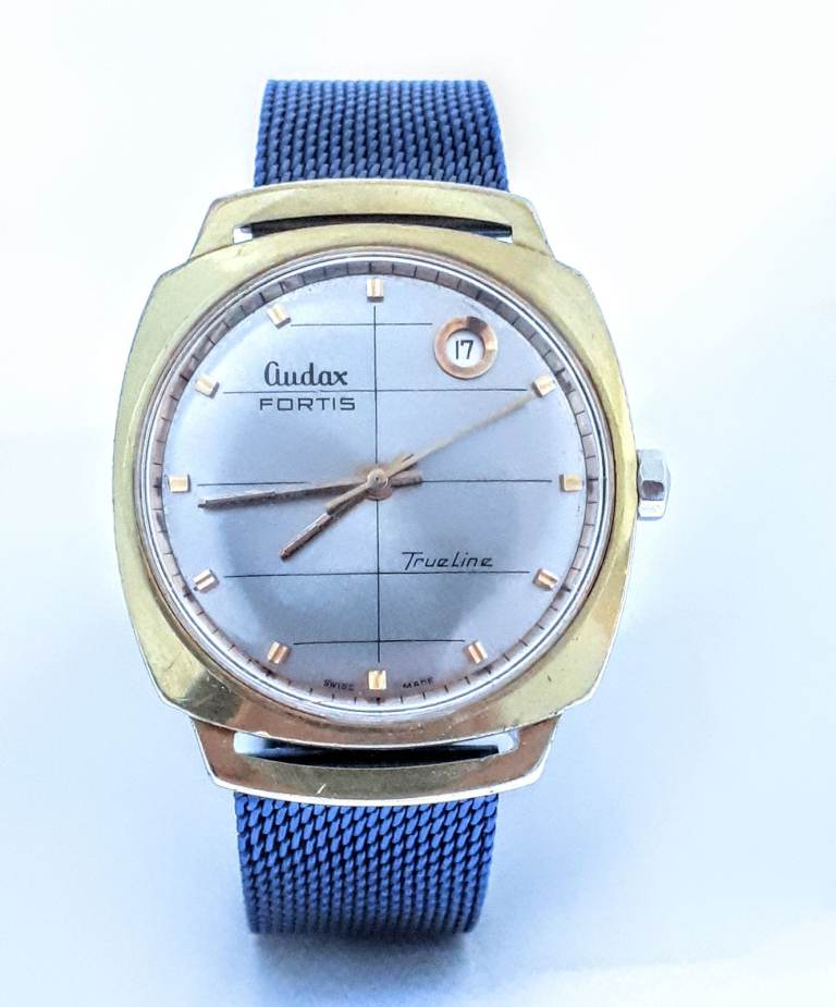 Fortis TrueLine: Swiss Automatic: Unique Cyclops Date-Eye at 1: M: ETA 2455: Perfect Timing