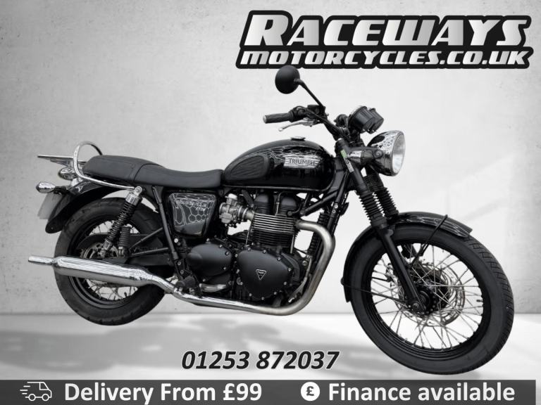 TRIUMPH BONNEVILLE T100 2015 64 REG 9,880 MILES BLACK USED MOTORCYCLE 865CC