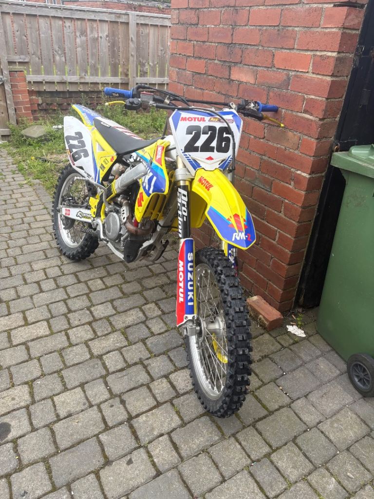 RMZ2502016 