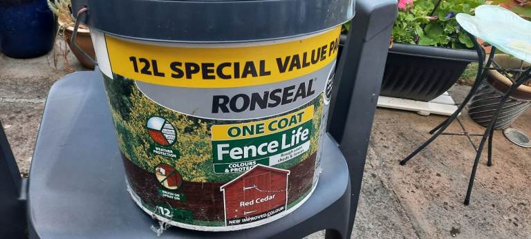 12ltr of Ronseal fence life. 
