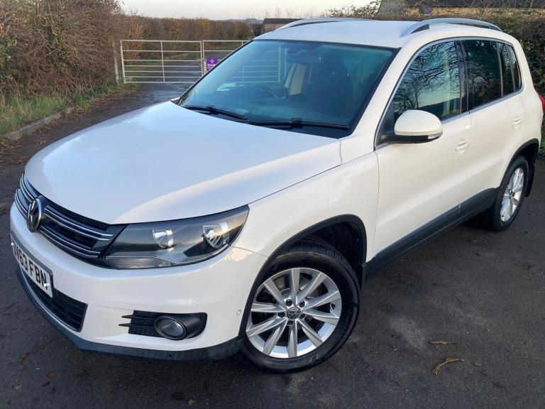 image for 2013 Volkswagen Tiguan 2.0 TDI BlueMotion Tech SE 4WD Euro 5 (s/s) 5dr ESTATE Diesel Manual