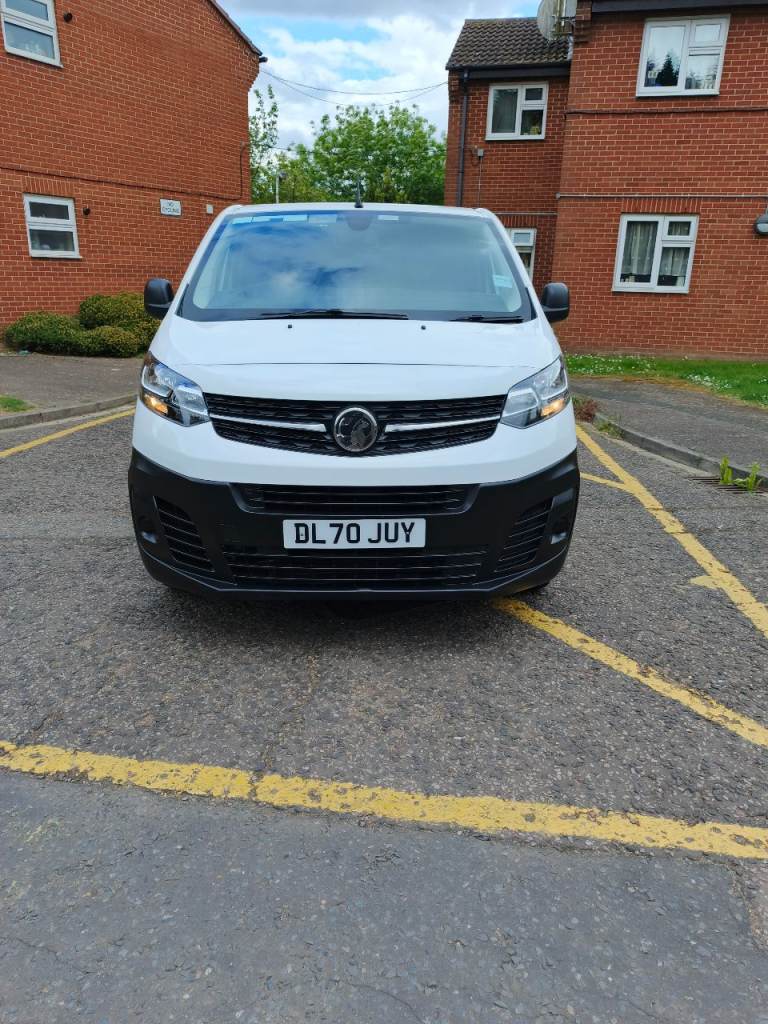 Vauxhall vivaro 2020 1.5d LWB £7495 no vat