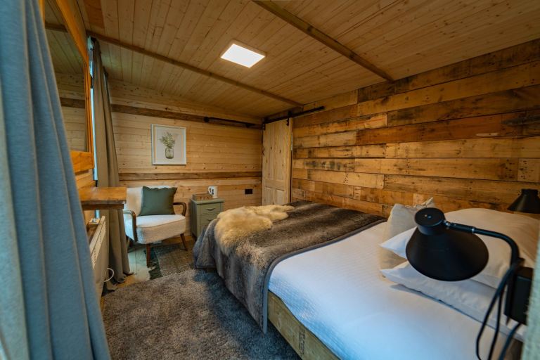 4 Furnished En-Suite Glamping Cabins for Sale – £10,000 the Lot